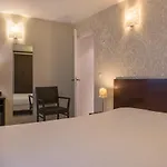 L'ouest Hotel Paris