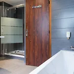 L'ouest 3* Paris