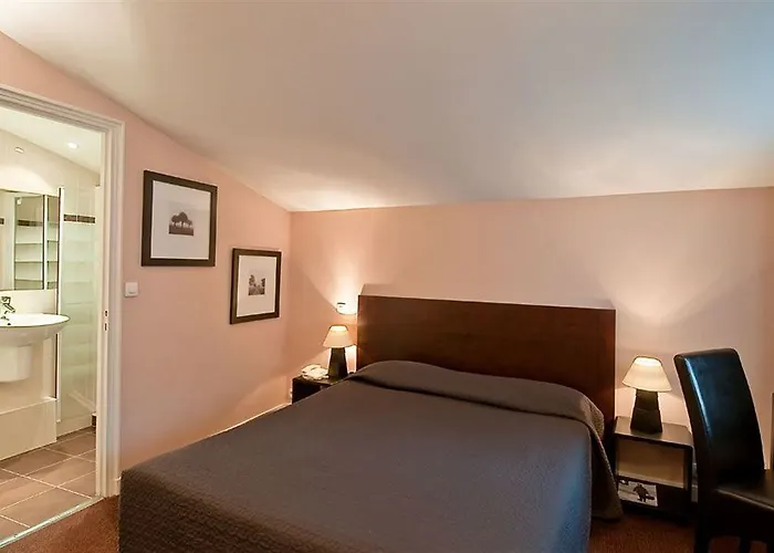 루에스트 3* 파리