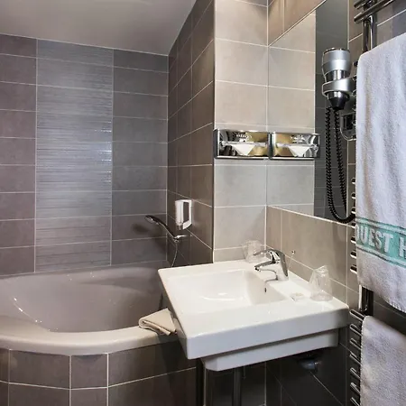 ホテル ルウエスト パリ