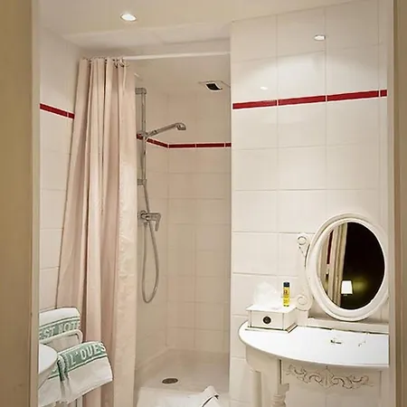 L'ouest Hotel Paris