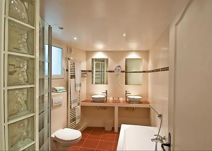 L'ouest Hotel Parijs