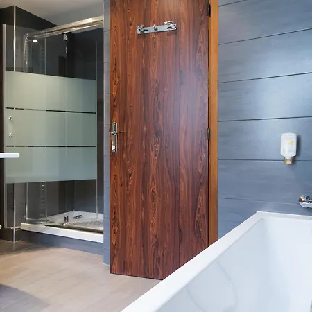 L'ouest 3* Paris
