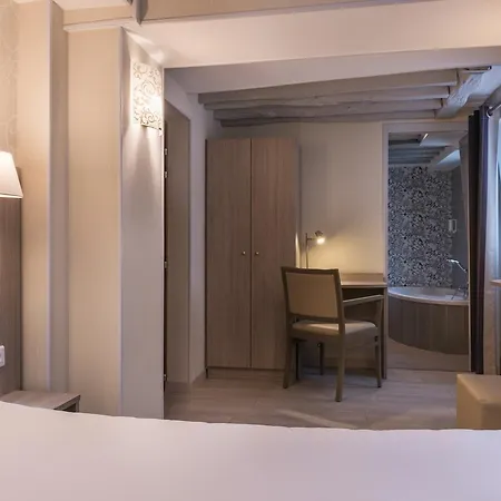 L'ouest 3* Paris