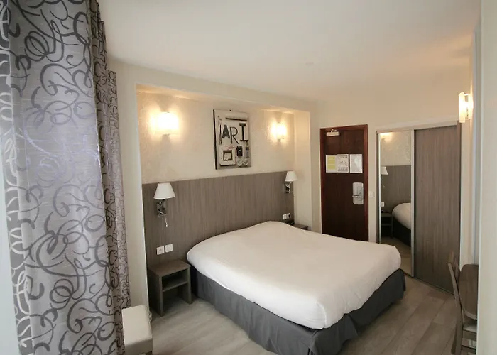 Hotel L'ouest 3*